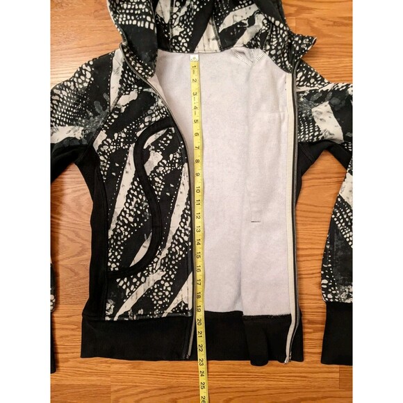 Lululemon Scuba Hoodie Zip Up Women's Sz 6 Activewear Sportswear Gym Workout - Picture 6 of 10
